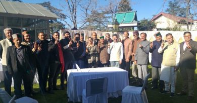 Pratibha Singh hosted launch to party MLAs and workers HIMACHAL HEADLINES