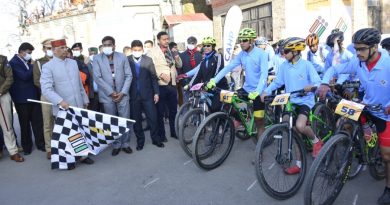 Cycling for democracy and well being cycle rally flagged off HIMACHAL HEADLINES