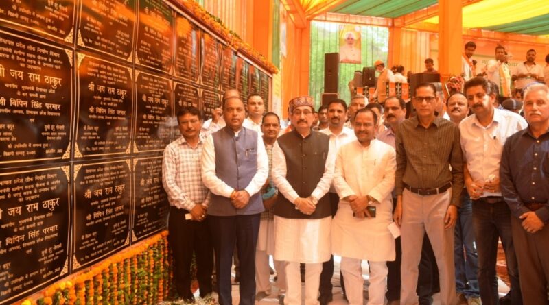 CM lays foundation stones of projects worth Rs. 234.24 crores in Sulah HIMACHAL HEADLINES