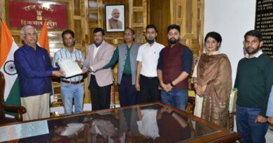Delegation of Geographical Society call on Governor HIMACHAL HEADLINES