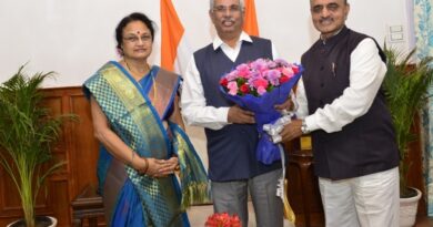 Union Minister of State for Finance calls on Governor HIMACHAL HEADLINES
