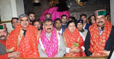 Sukhu pays obeisance at Jwalamukhi temple, Will promote religious tourism in big way HIMACHAL HEADLINES