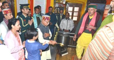 New Governor pays obeisance at Jakhu Temple HIMACHAL HEADLINES