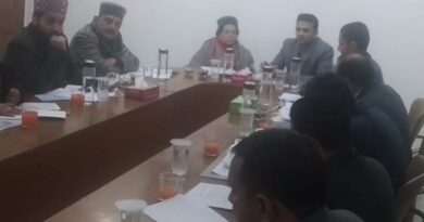 Pratibha directs officials of Luhri Hydro Project to take up rehabilitation of affected families HIMACHAL HEADLINES