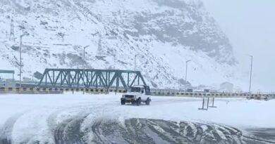 Thunderstorms, landslide  and Snowfall disrupts normal life in Himachal HIMACHAL HEADLINES