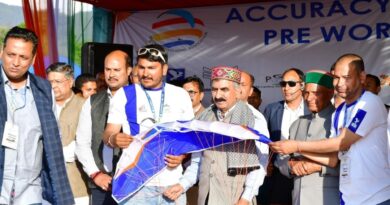 CM Sukhu presides over the closing ceremony of Accuracy Paragliding Pre-World Cup at Bir Kangra HIMACHAL HEADLINES