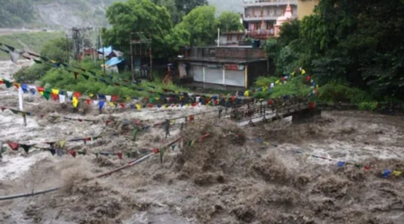 Two houses & five cow sheds washed away in torrential rain in Kullu HIMACHAL HEADLINES