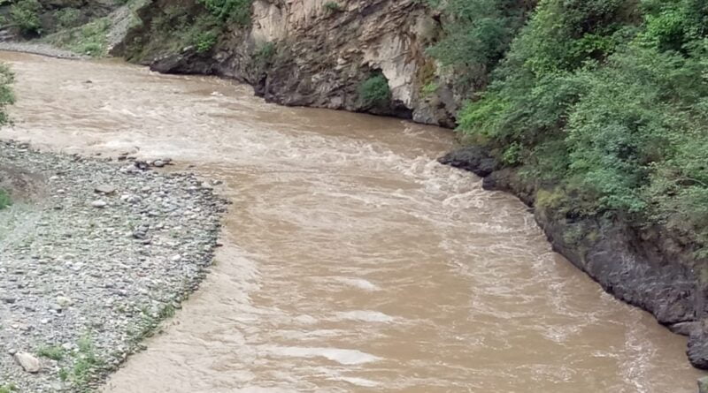 Water level of the Giri River increased by four meters this rainy season HIMACHAL HEADLINES