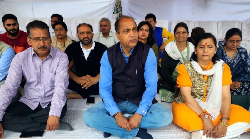 Jairam Thakur and other BJP leaders pay tribute to Atal Bihari Vajpayee HIMACHAL HEADLINES