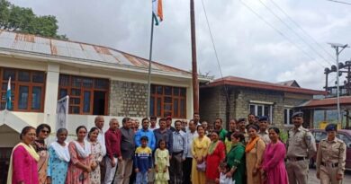 Independence Day celebrated with simplicity at Junga Tehsil Headquarters HIMACHAL HEADLINES