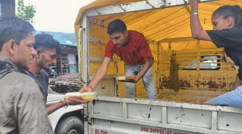 District Administration to ensure food and shelter to the stranded in relief camps set up between Pandoh-Aut and Bajaura: Sukhu HIMACHAL HEADLINES