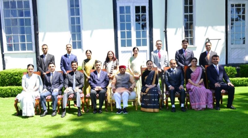 Governor Shukla exhorts Probationers to work with fairly equable temperament HIMACHAL HEADLINES