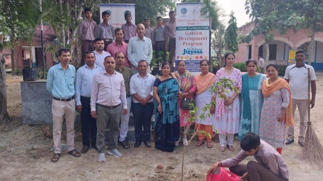 CSIR IHBT Palampur Distributes 1200 Varieties Of Ornamental Plants 