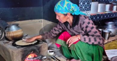 Makar Sakranti celebrated in traditional manner in Himachal HIMACHAL HEADLINES
