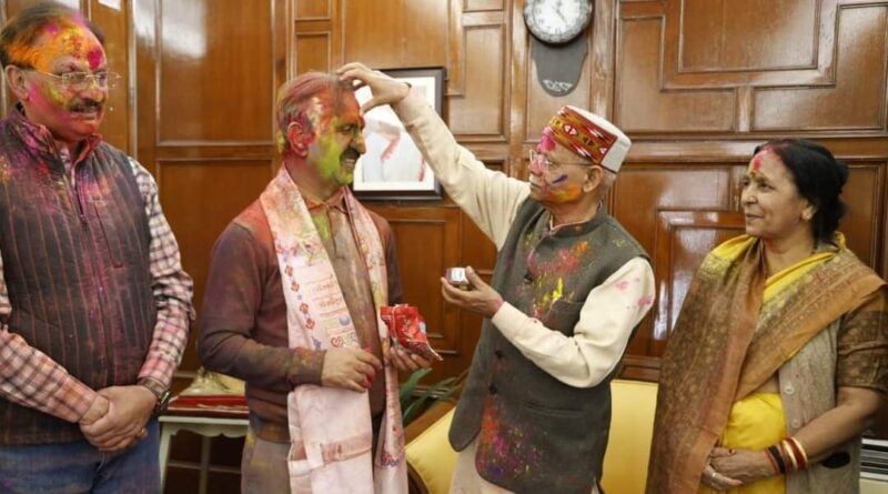 Governor Shukla and Chief Minister Sukhu felicitate people on Holi Festival HIMACHAL HEADLINES